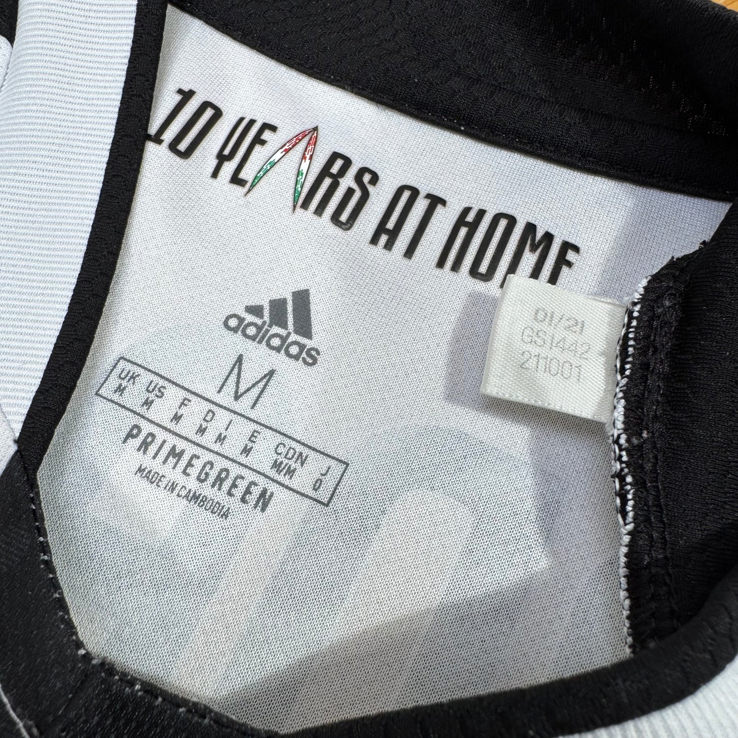 Juventus 2021/22 Home Shirt Ronaldo #7 - Medium
