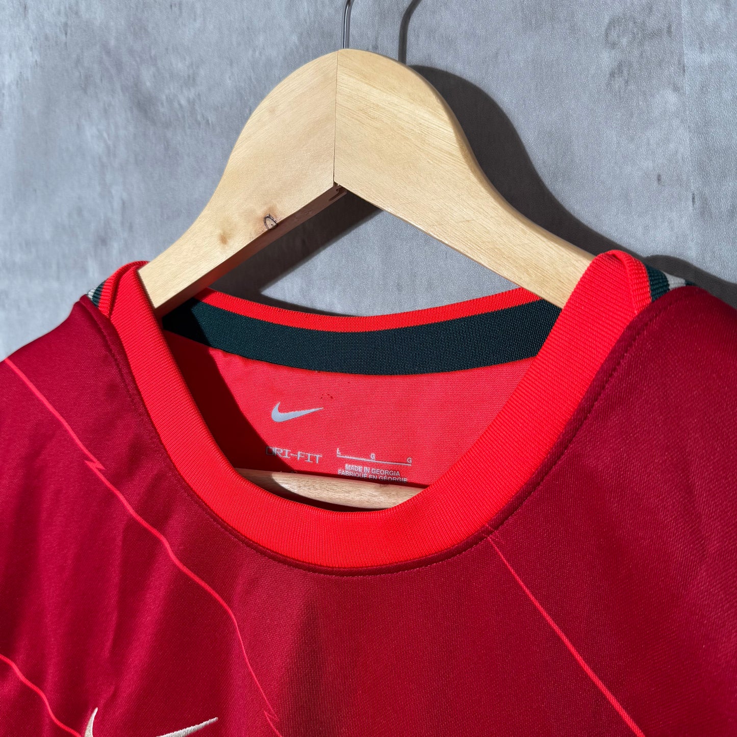Liverpool 2021/22 Home Shirt Firmino #9 - Large