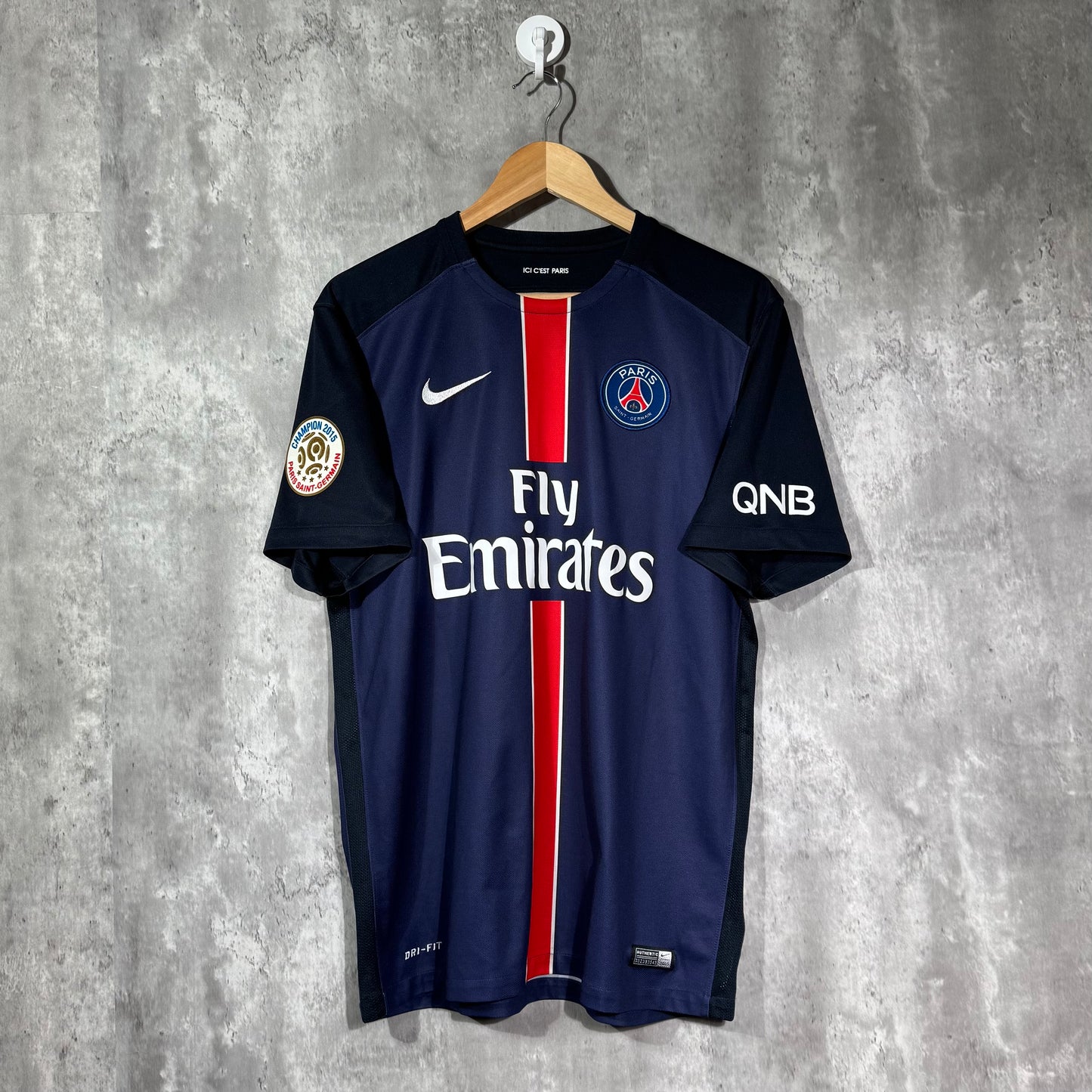 PSG 2015/16 Home Shirt Ibrahimovic #10 - Large