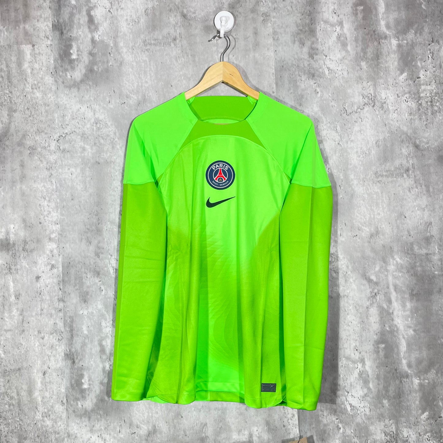 PSG 2022/23 Goalkeeper Shirt BNWT - Multiple Sizes