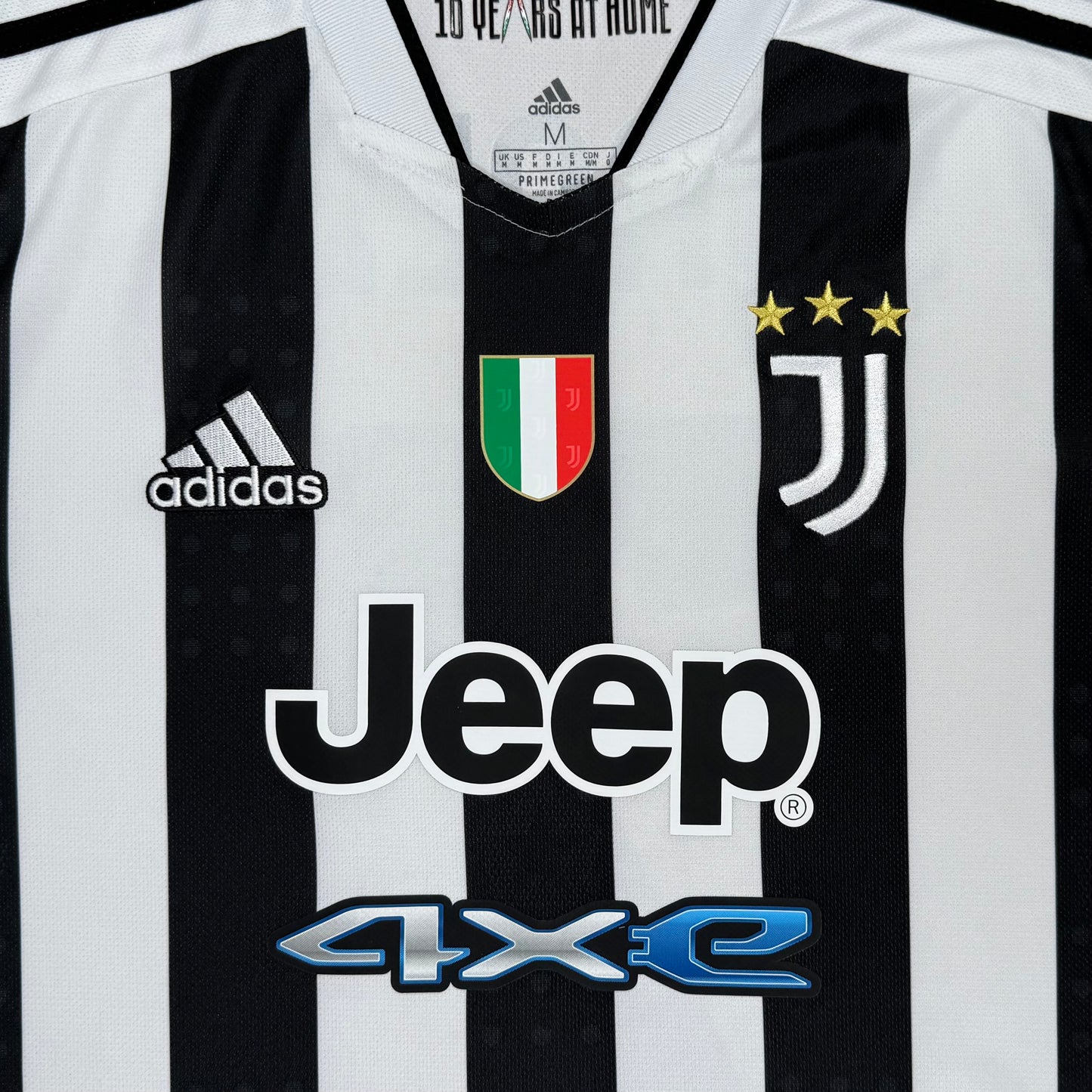 Juventus 2021/22 Home Shirt Ronaldo #7 - Medium