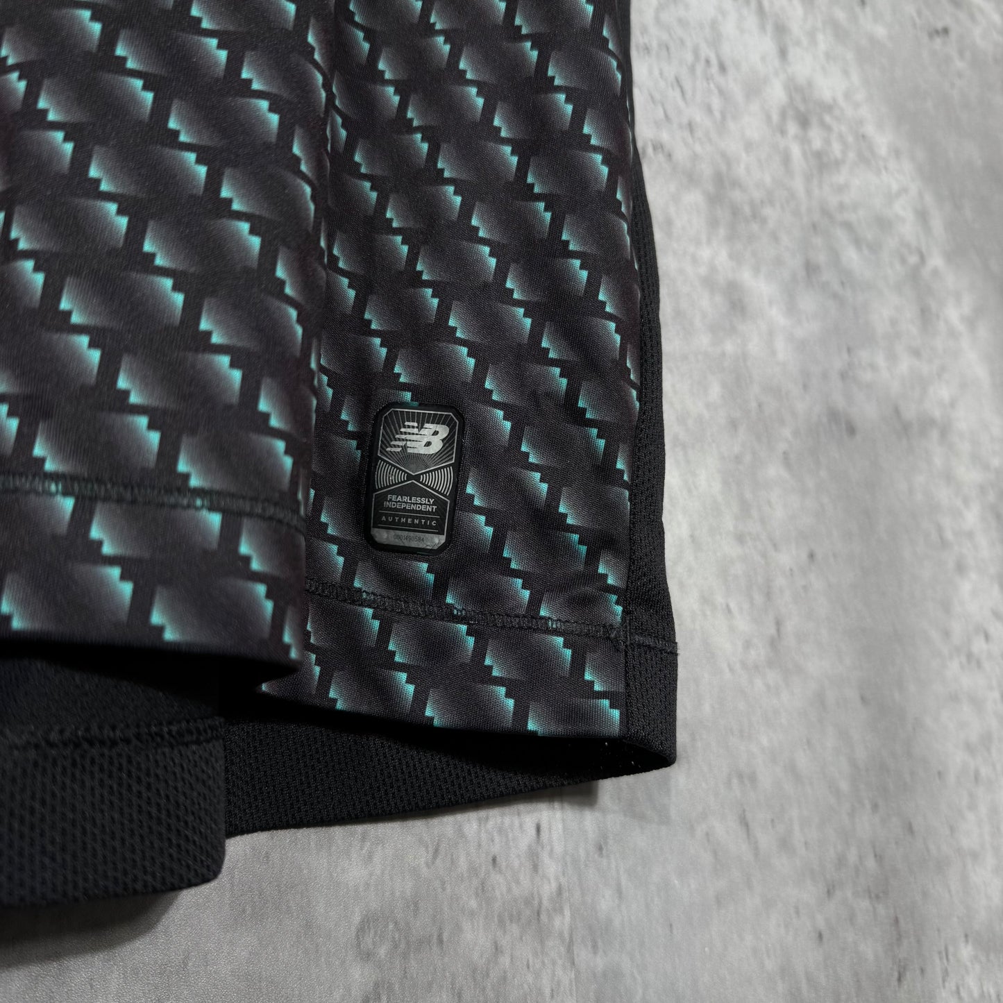 Liverpool 2019/20 Third Shirt - Medium