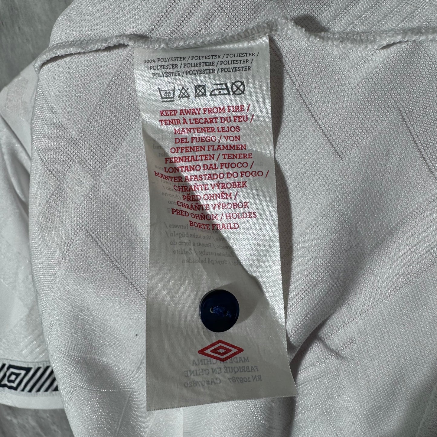 England 1990-1992 Home shirt- small