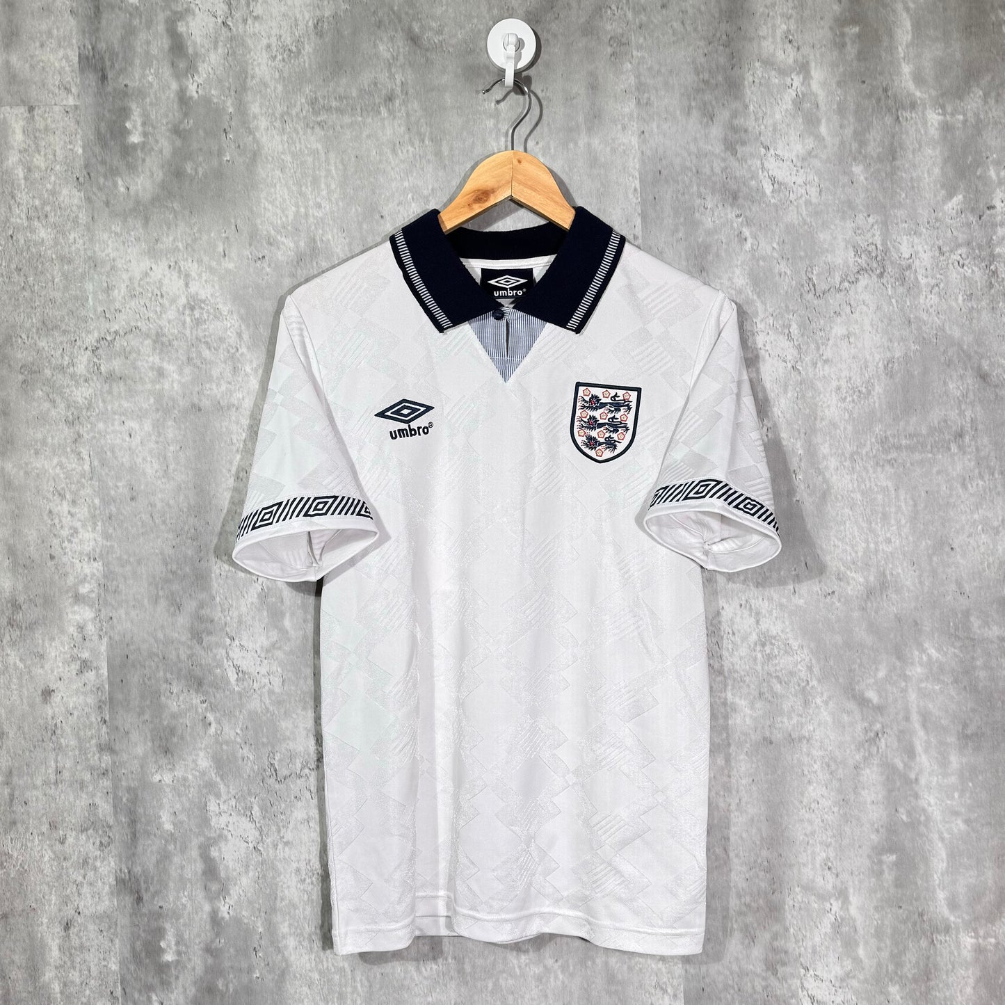 England 1990-1992 Home shirt- small