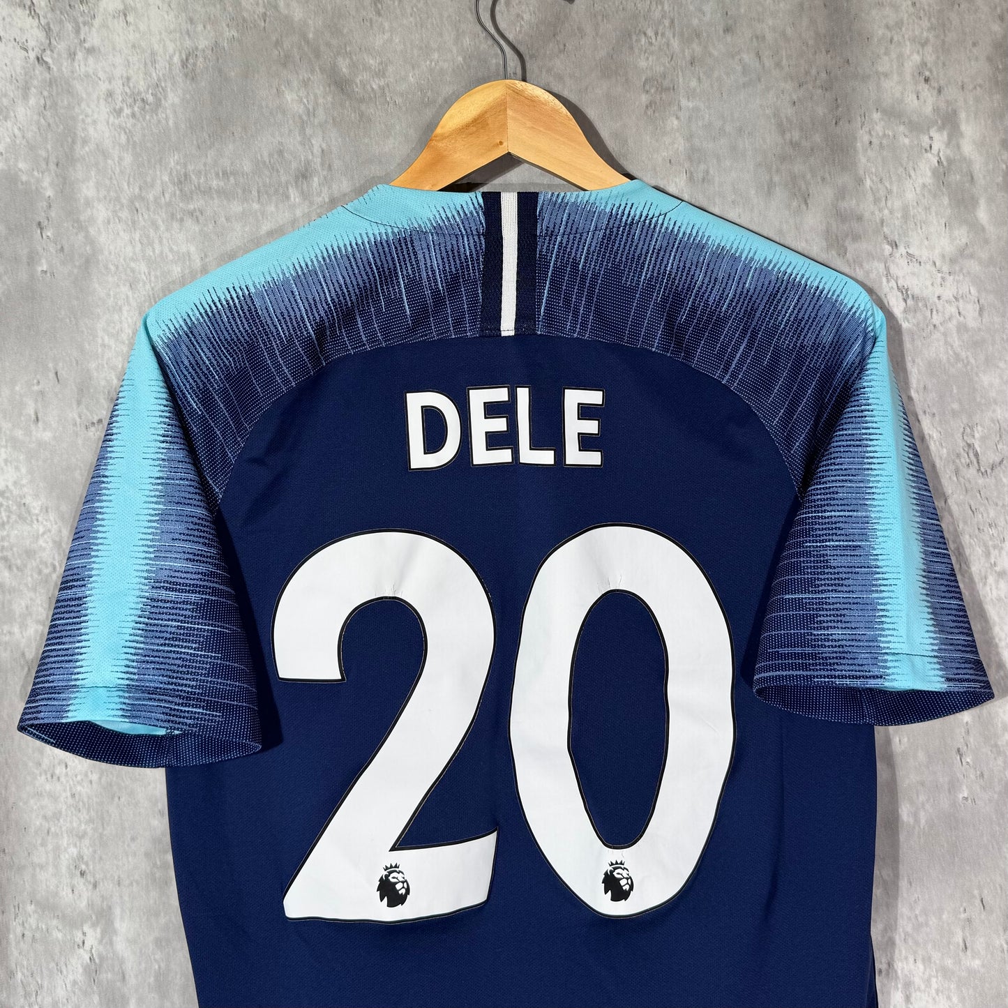 Tottenham 2018/19 Away Shirt Dele #20 - Medium