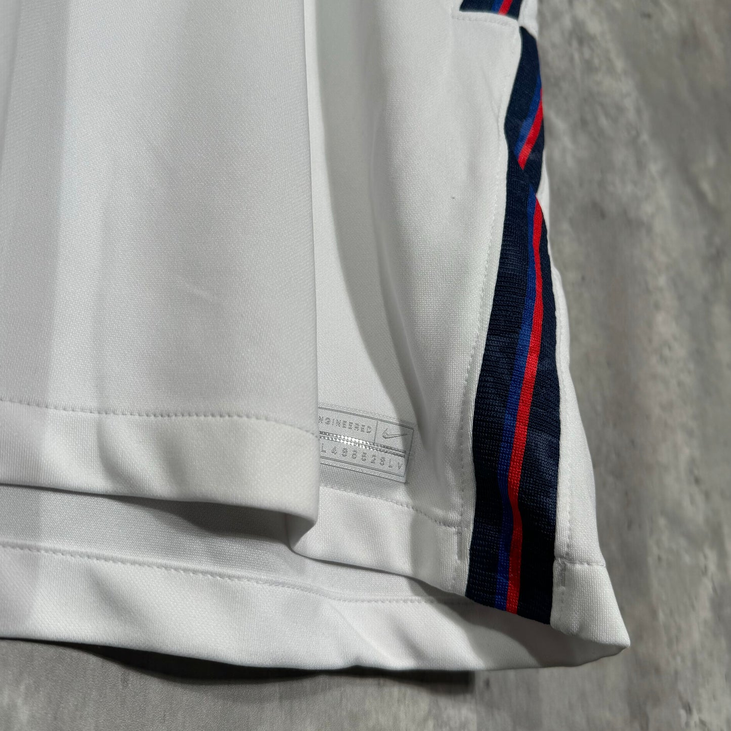 England 2020 Home Shirt Kane #9 - Medium