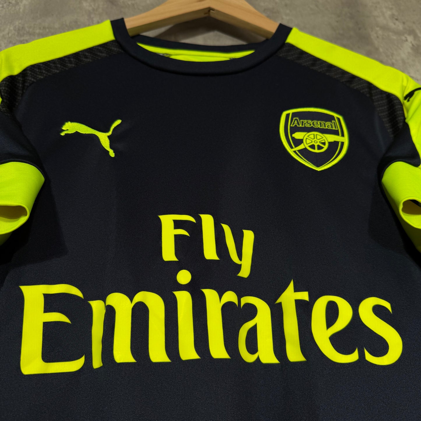 Arsenal 2016/17 Third Shirt - Large