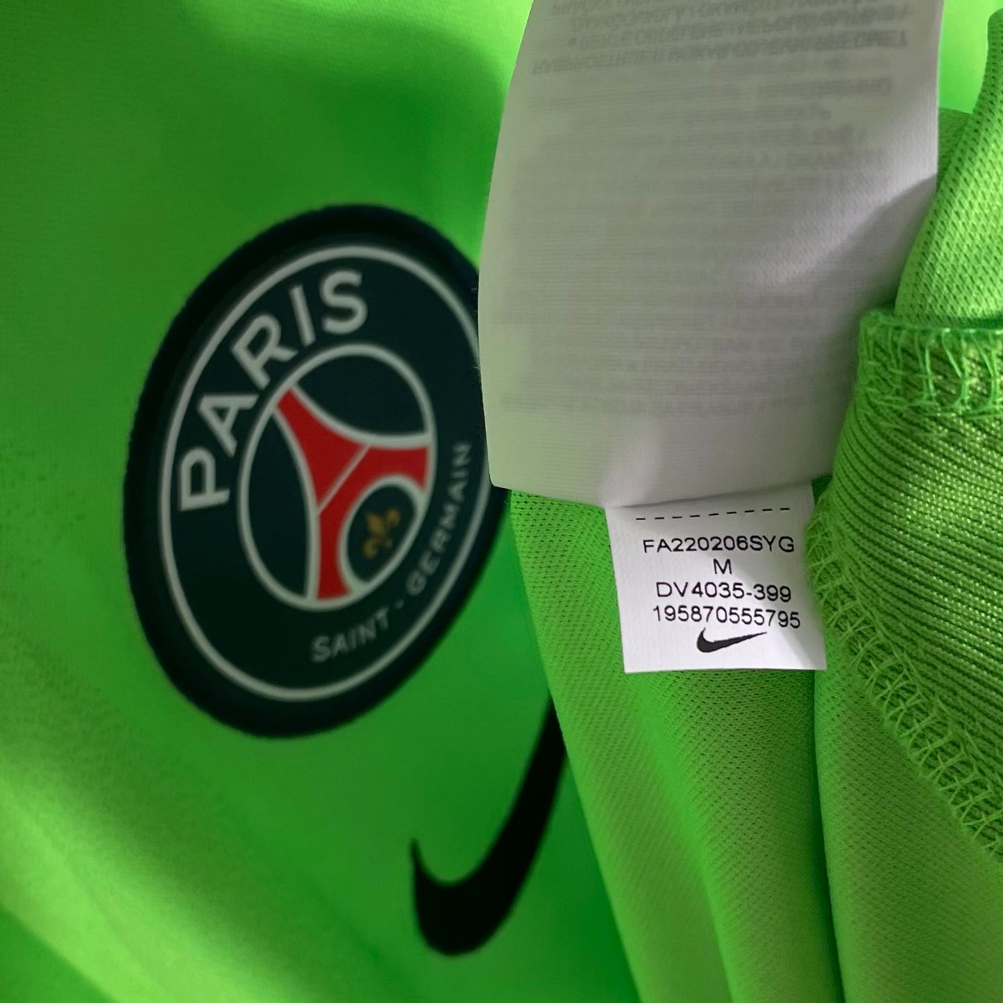 PSG 2022/23 Goalkeeper Shirt BNWT - Multiple Sizes