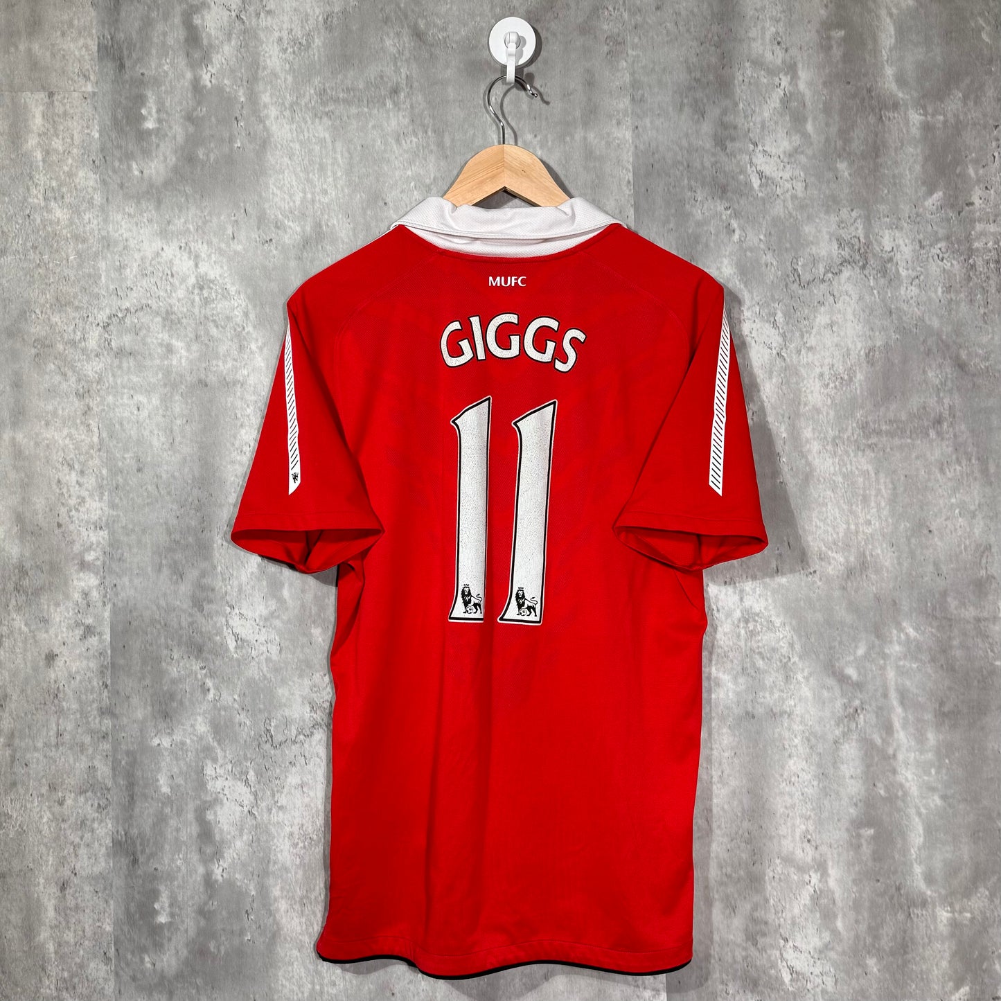 Manchester United 2010/11 Home Shirt Giggs #11 - Medium