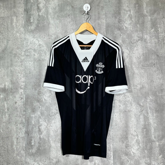 Southampton 2013/14 Away Shirt - XL