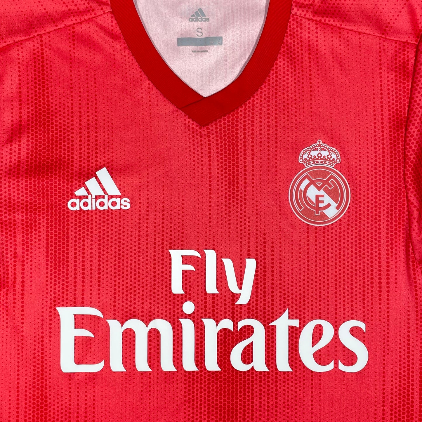 Real Madrid 2018/19 Third Authentic Shirt Benzema #9 - Small