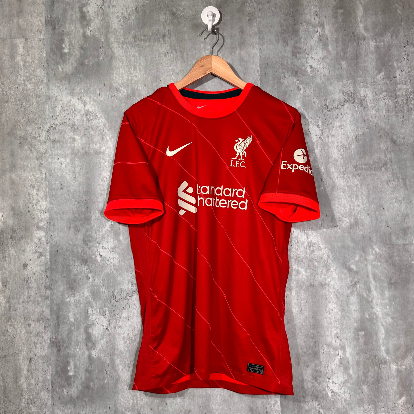 Liverpool 2021/22 Home Original Shirt Salah #11 - Large