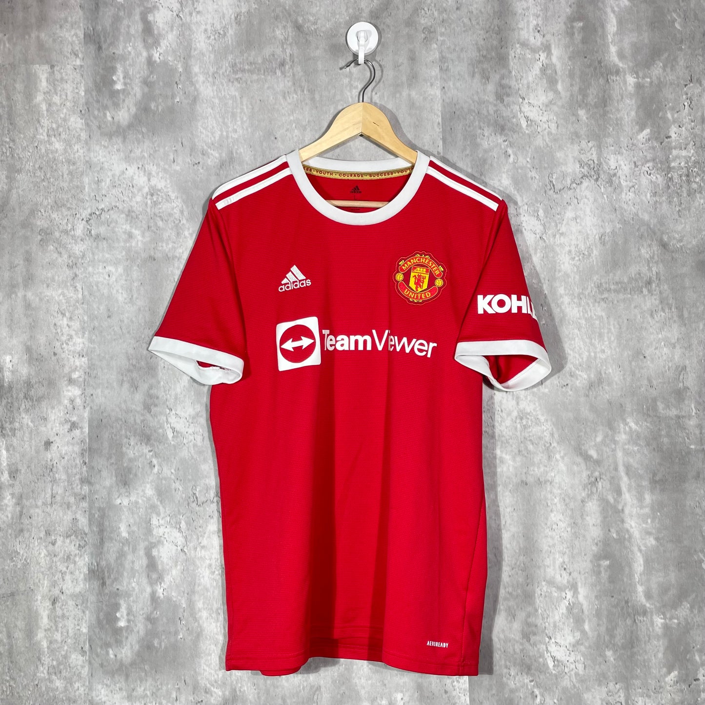 Manchester United 2021/22 Home Shirt - Large