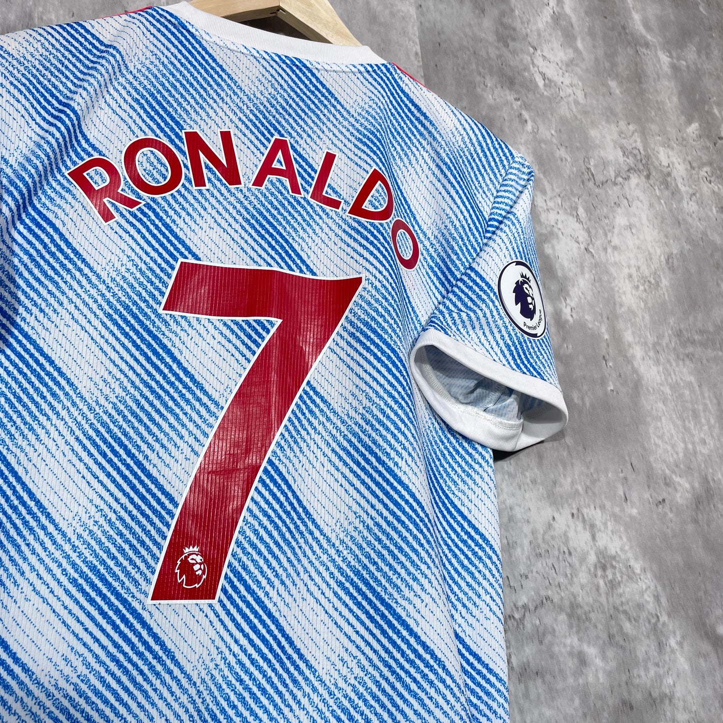 Manchester United 2021/22 Away Shirt Ronaldo #7 - Small