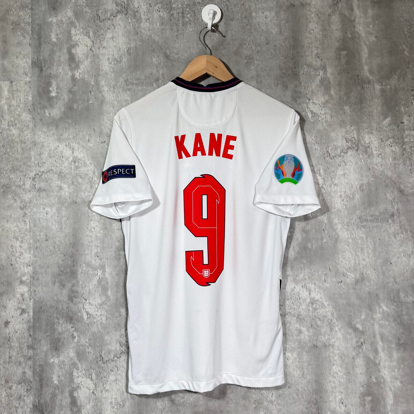 England 2020 Home Shirt Kane #9 - Medium