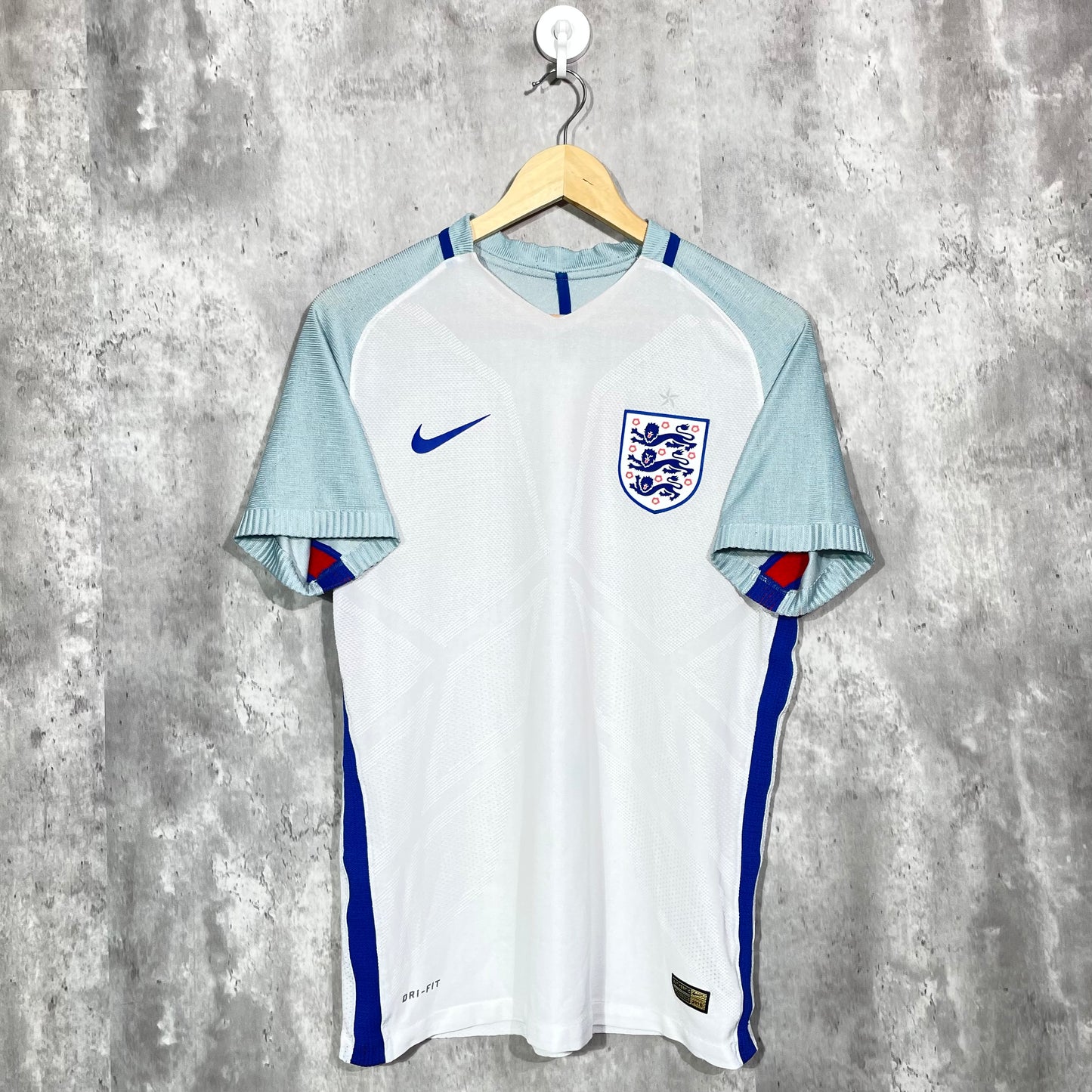 England 2016 Home Authentic Shirt - Large