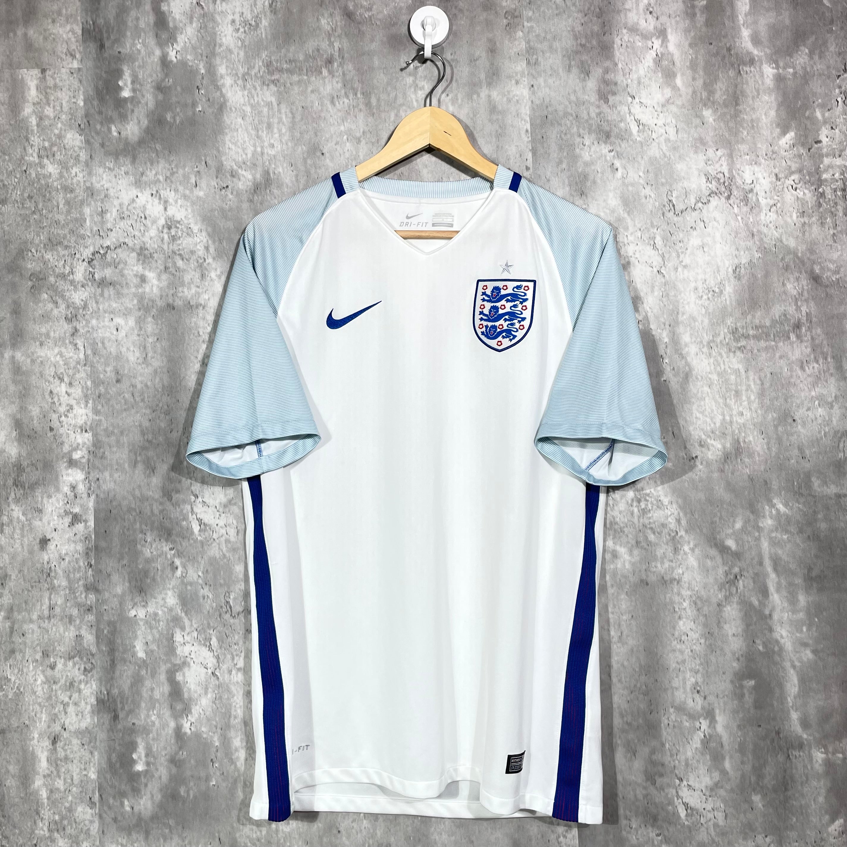 Fashion england home kit 2016