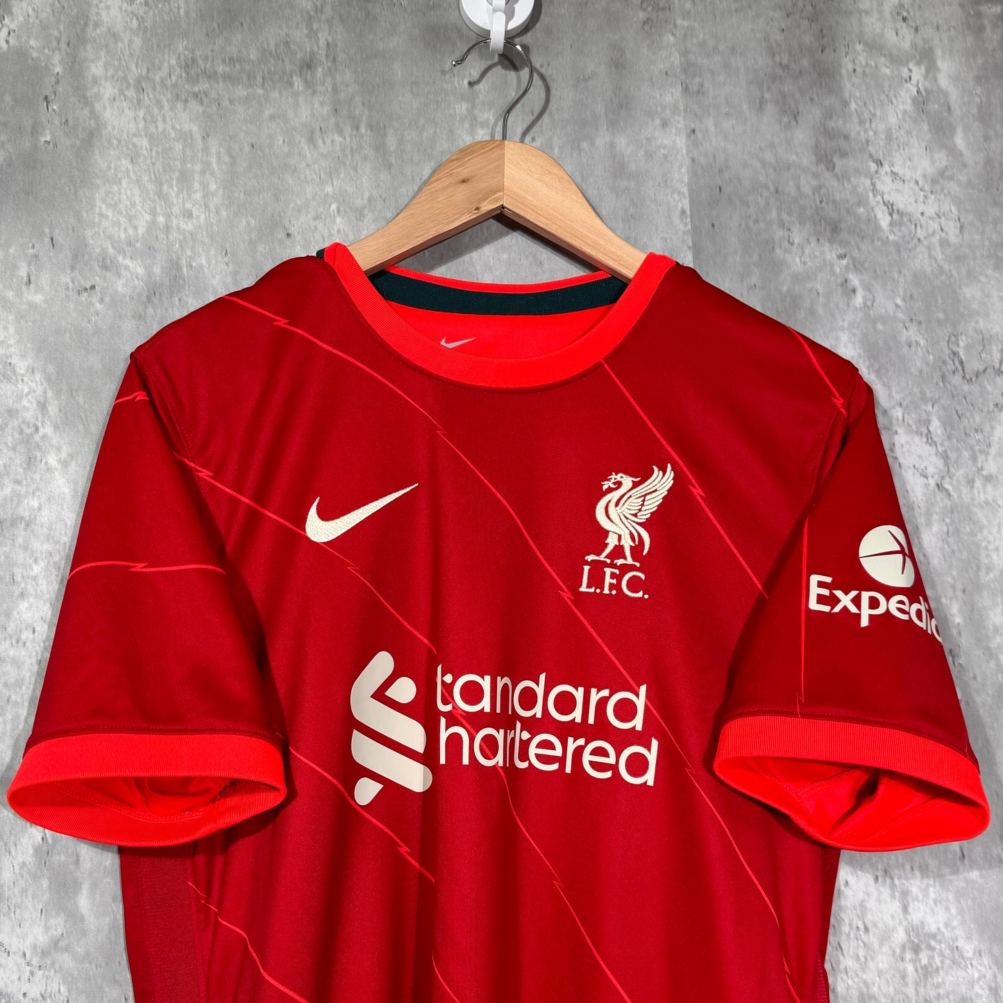 Liverpool 2021/22 Home Original Shirt Salah #11 - Large