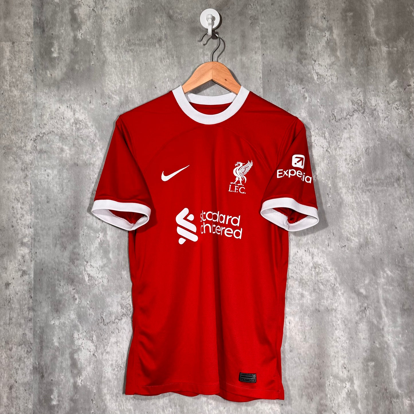 Liverpool 2023/24 Home Original Shirt Salah #11 - Medium